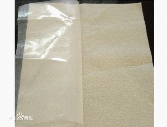 銀川國標500克復合土工膜生產(chǎn)廠(chǎng)家（兩布一膜）